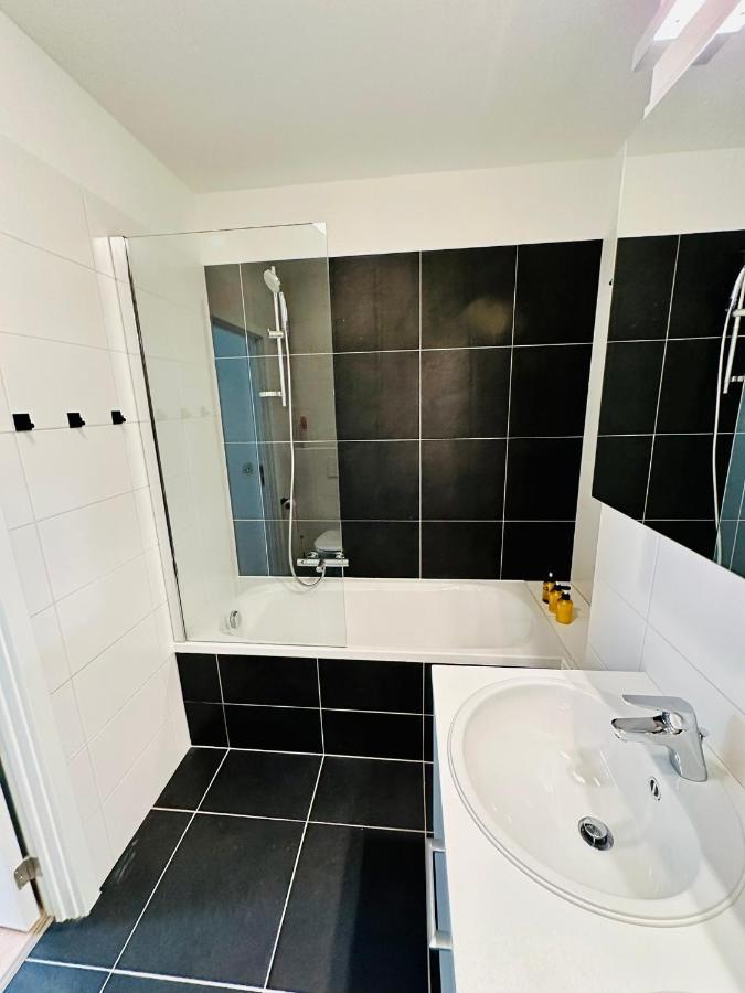 Urbanstay Suites Grand Place Luxury Apartment Брюссель Экстерьер фото